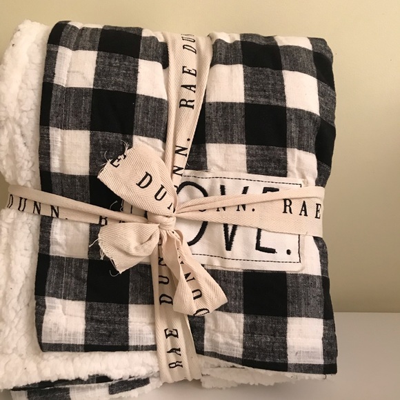 Rae Dunn Holiday Rae Dunn Love Buffalo Check Plaid Sherpa Throw